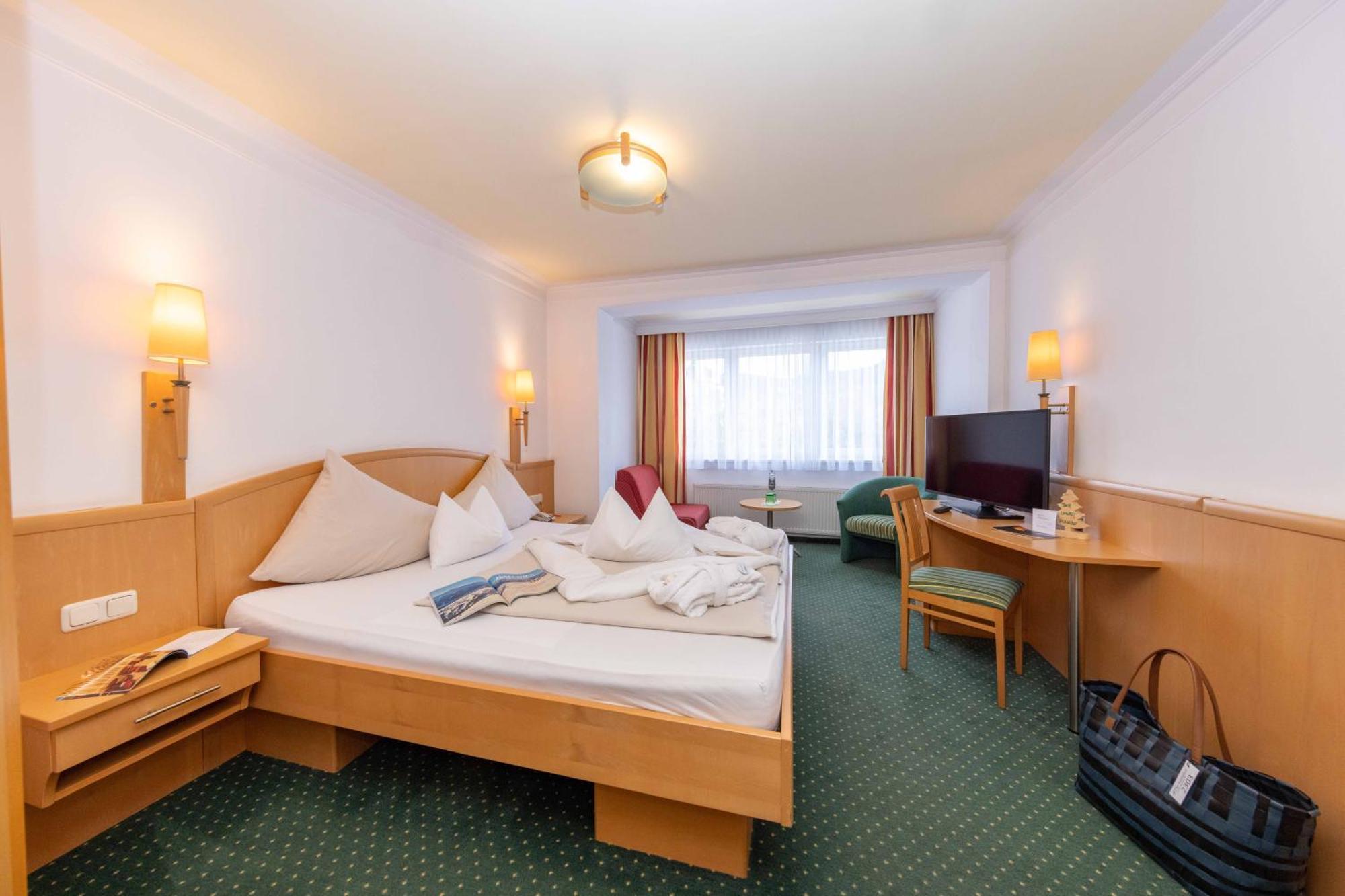 Der Schütthof 3*